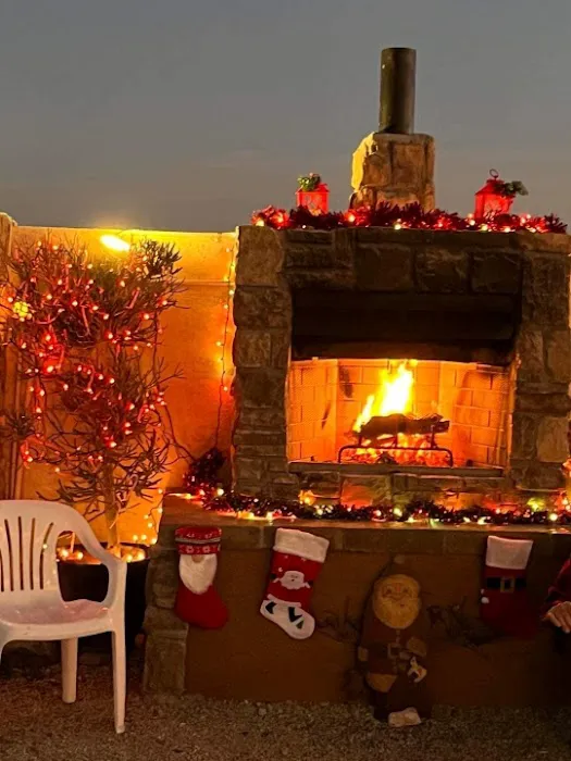 Carefree Manor RV Resort Picture 2