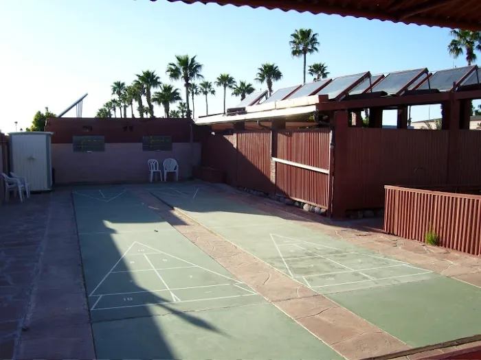 Carefree Manor RV Resort Picture 9