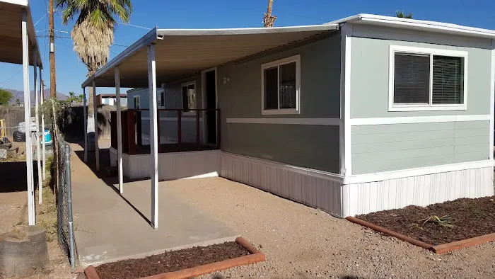 Apache Skies Mobile Home Park Picture 6