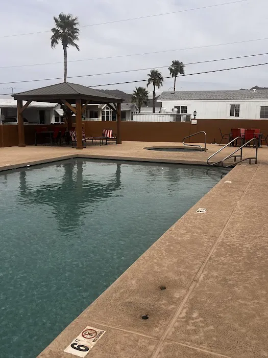 Santa Fe RV Park Picture 1