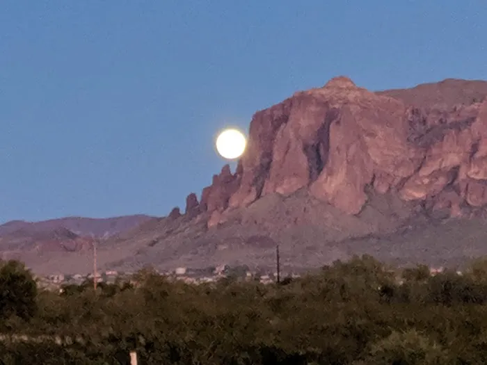 Lost Dutchman RV Resort Picture 7