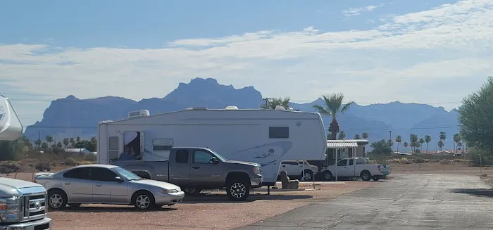 Country Cowboy RV Park Picture 5