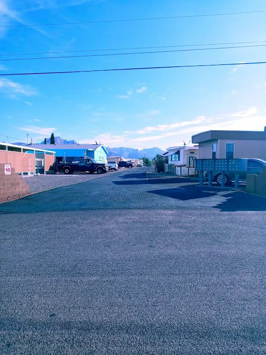 Superstition Mobile Ranch Picture 2