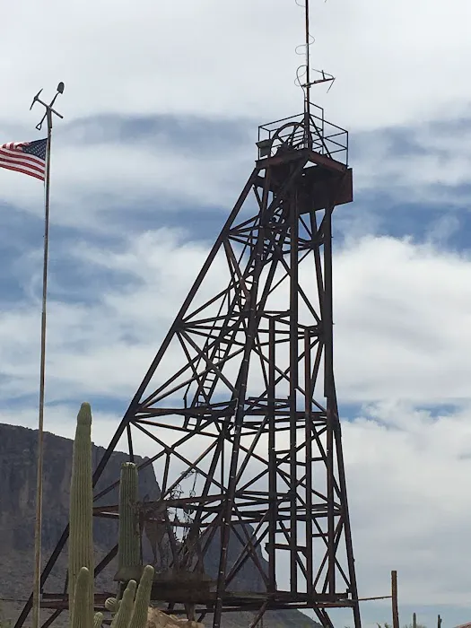 Superstition Mobile Village Picture 4