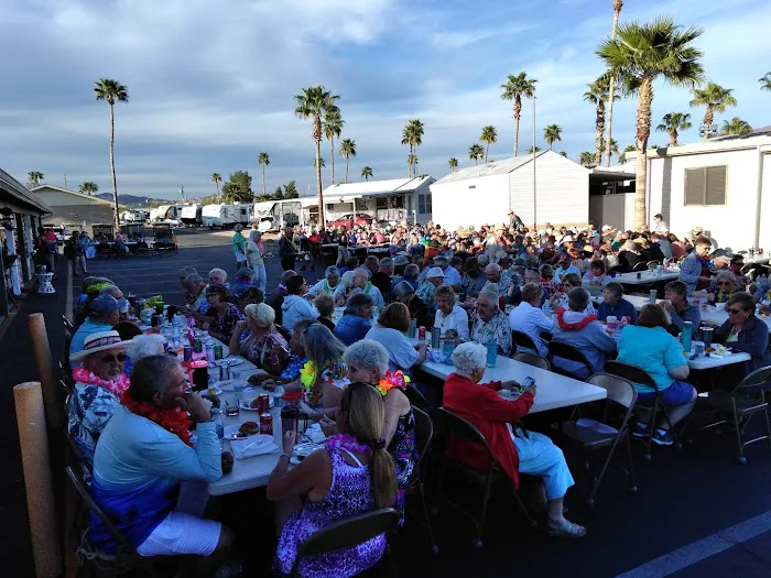 Weaver's Needle RV Resort Picture 6