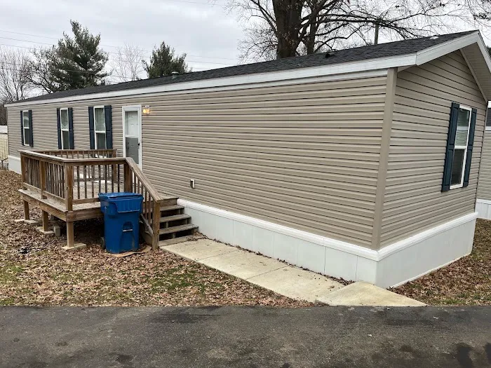 South Rogers Mobile Home Community Picture 4