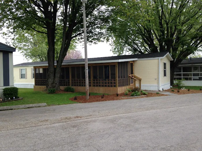 Longview Mobile Home Park Picture 3