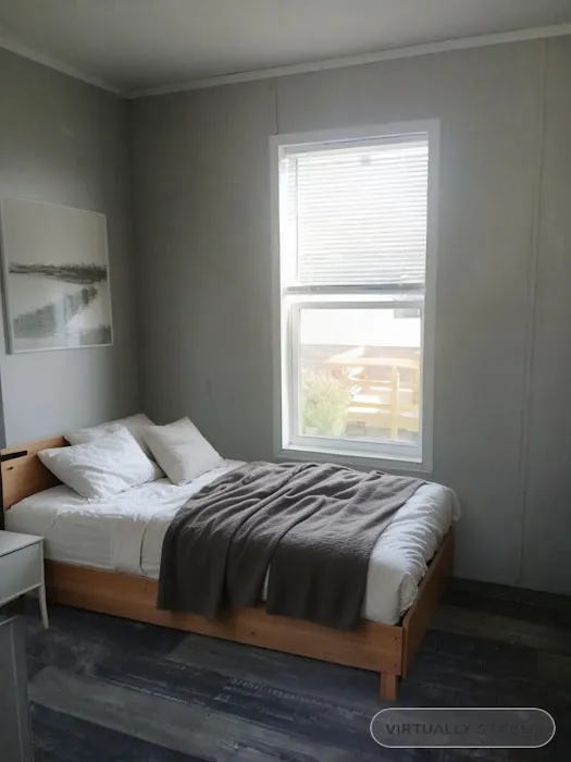 E&N Mobile Home Community Picture 1
