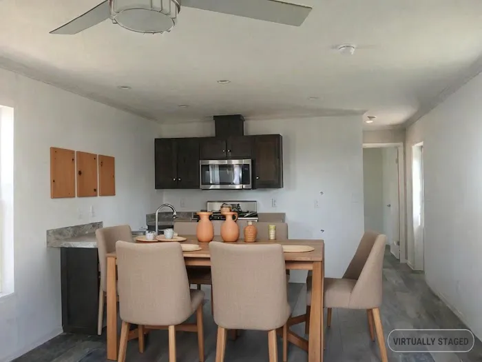 E&N Mobile Home Community Picture 8