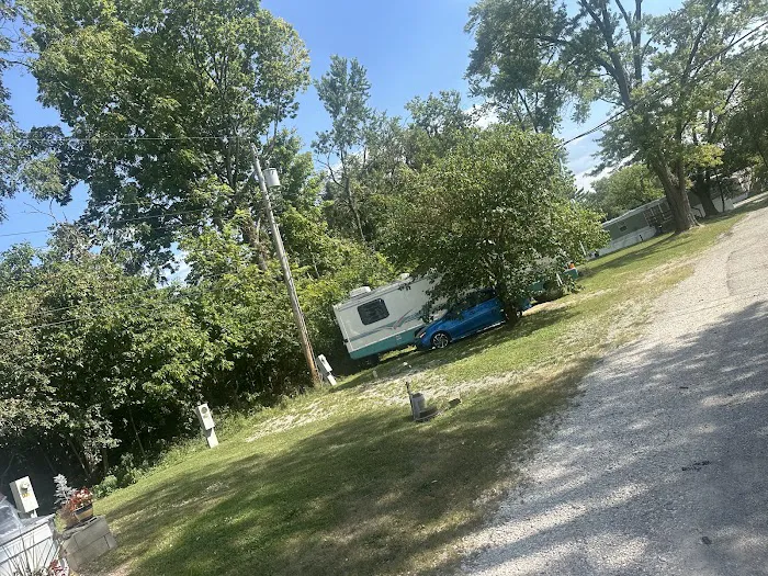 Maple Court Picture 1