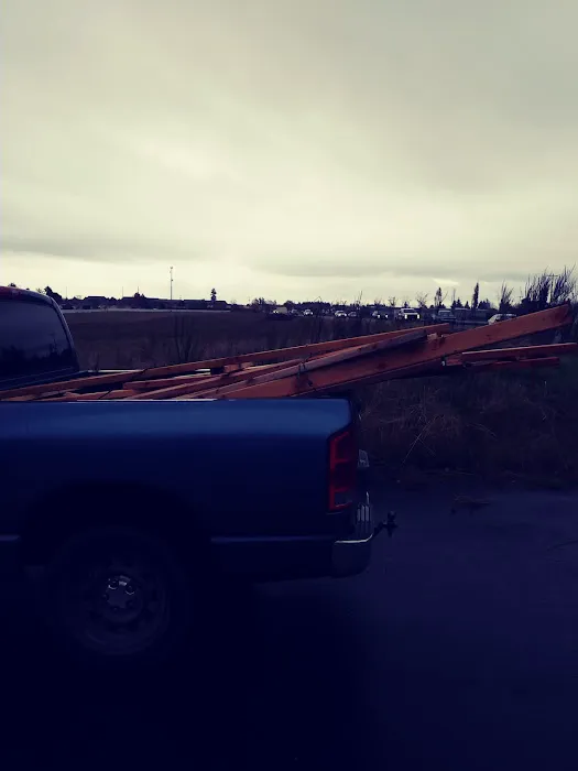 Cascade Park Village Picture 9