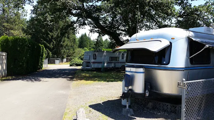 Oak Meadows Picture 10