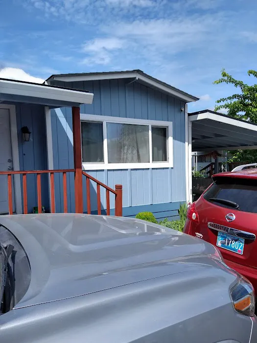 Poplar Mobile Manor Picture 1