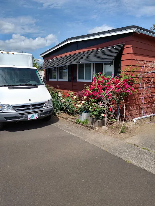 Poplar Mobile Manor Picture 10