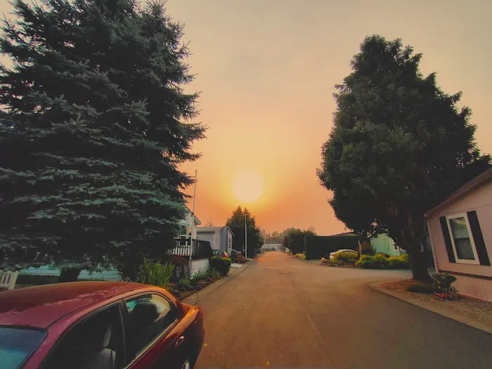 Creekside Estates Picture 2