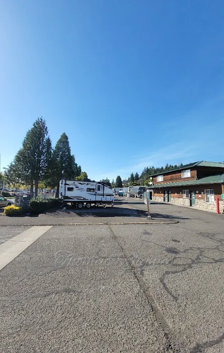 Vancouver Mall RV Park Picture 1