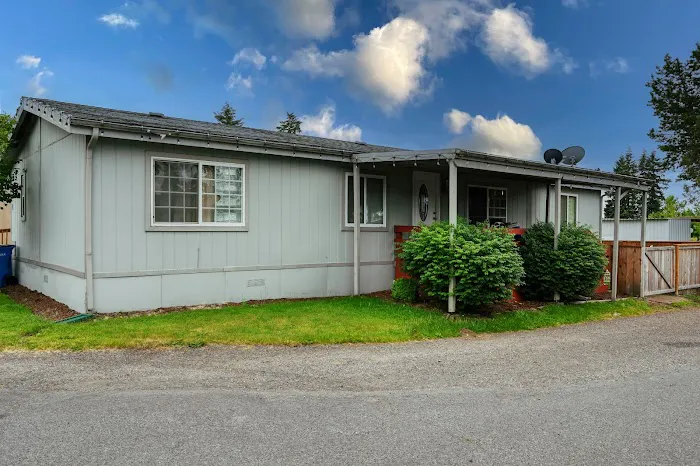 Greenway Terrace MHC Picture 1