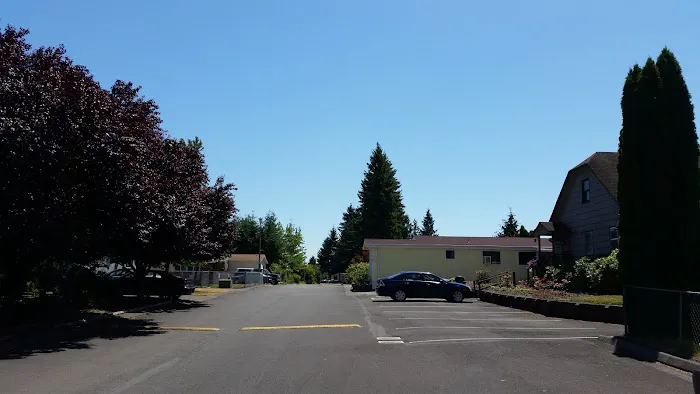 Country Meadows Mobile Home Park Picture 7