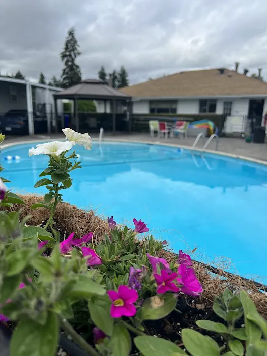 Mobile Park Plaza Inc Picture 1