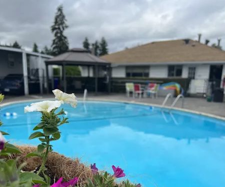 Mobile Park Plaza Inc