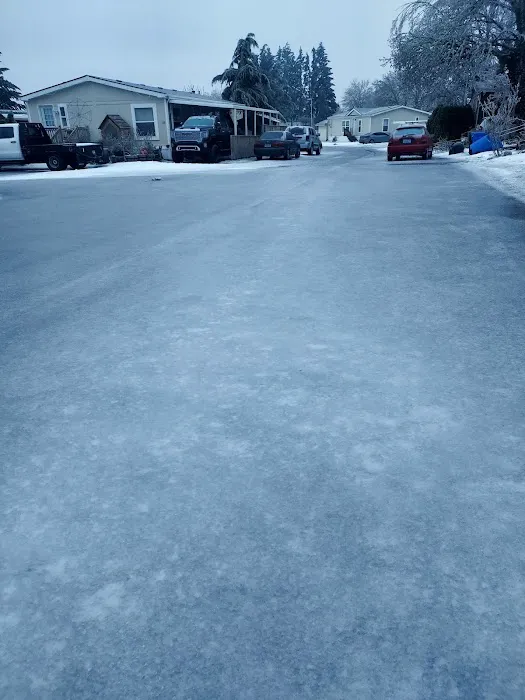 Gibbon Creek Mobile Picture 5