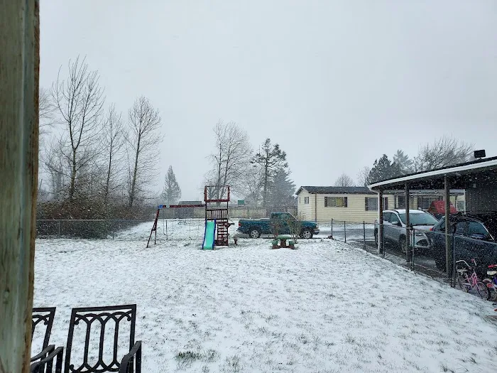 Gibbon Creek Mobile Picture 4