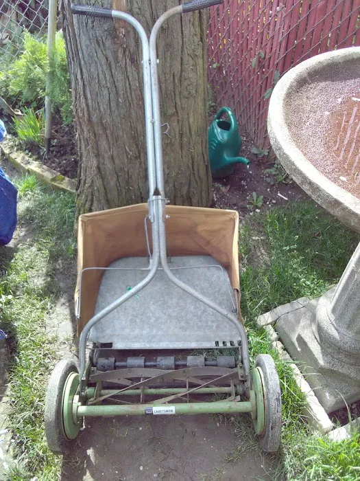 Glenwood Trailer Park Picture 5