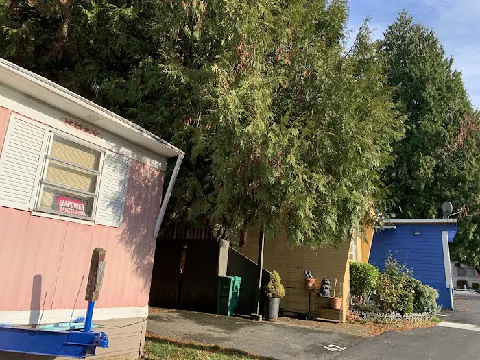 Cedar Shade Mobile Home Park Picture 1