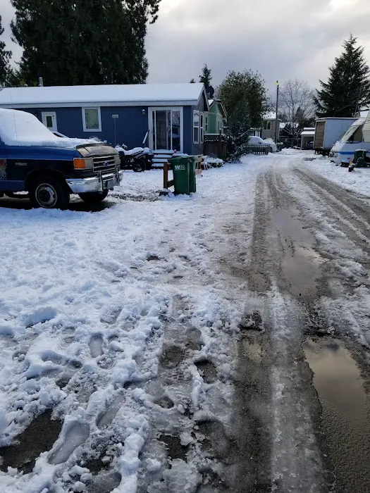 Cedar Shade Mobile Home Park Picture 5