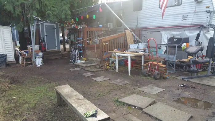 Cedar Shade Mobile Home Park Picture 6