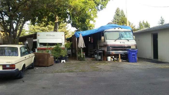 Mobile Estates, Manager: Robert Moffett Picture 5