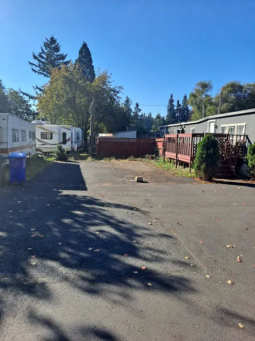 Tall Firs Mobile Home & RV Park Picture 3