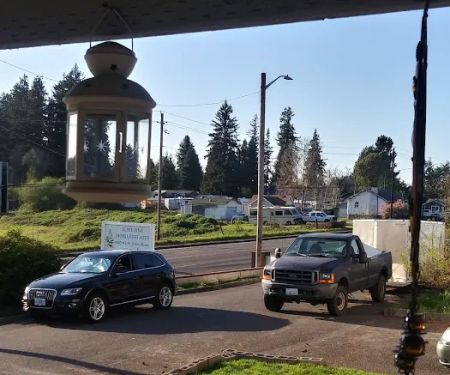 Lone Pine Mobile Estates