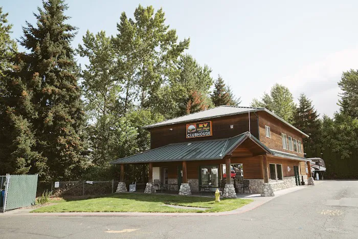 Vancouver RV Park Picture 10