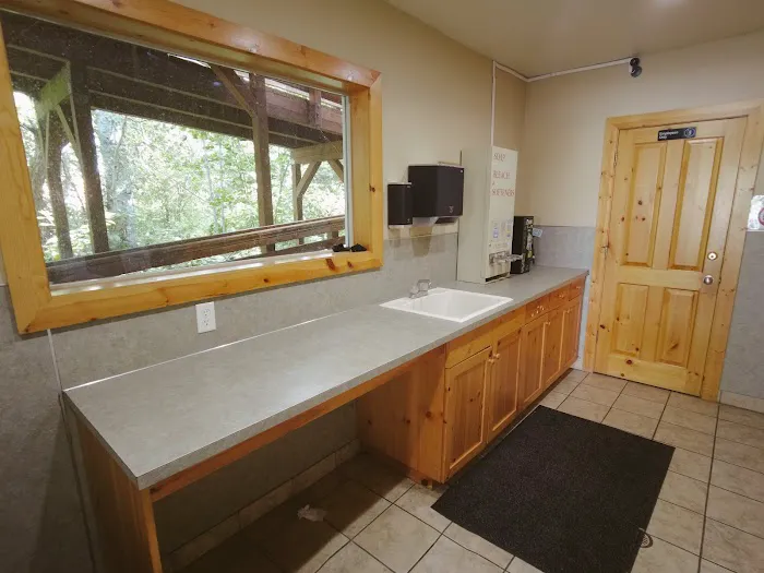 Vancouver RV Park Picture 5