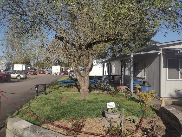 Piper RV Park Picture 5