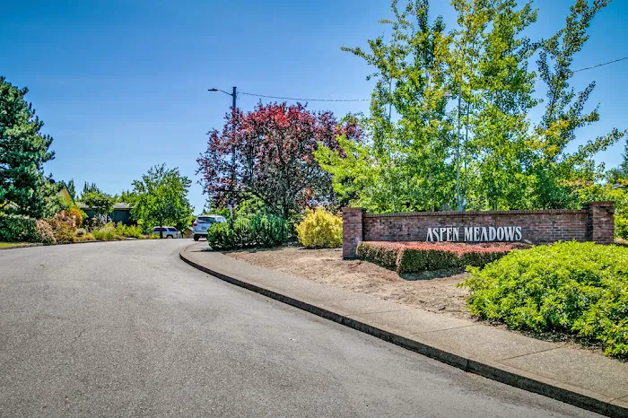 Aspen Meadows Picture 10