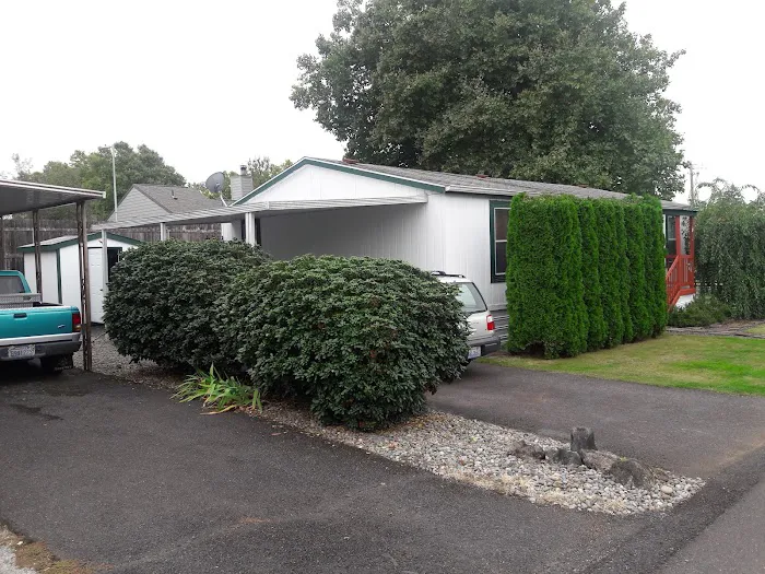 Colony Mobile Home Park Picture 6