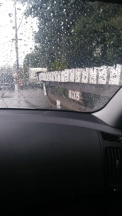 Johnson Creek Trailer Park Picture 7