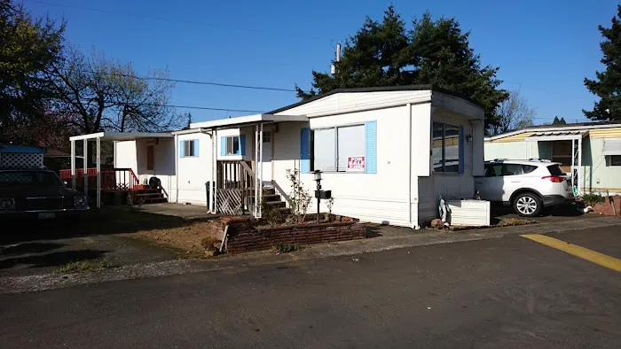 Holly Tree Mobile Home Park Picture 9