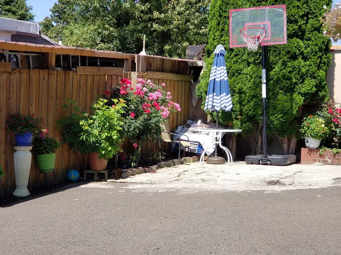 Orchard Lane Mobile Home Park Picture 3