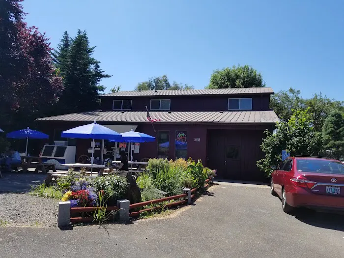 Island Cove RV Park Picture 2