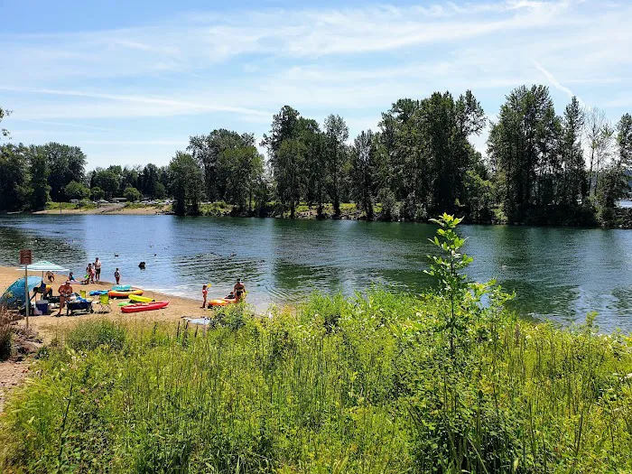 Clackamette RV Park Picture 9