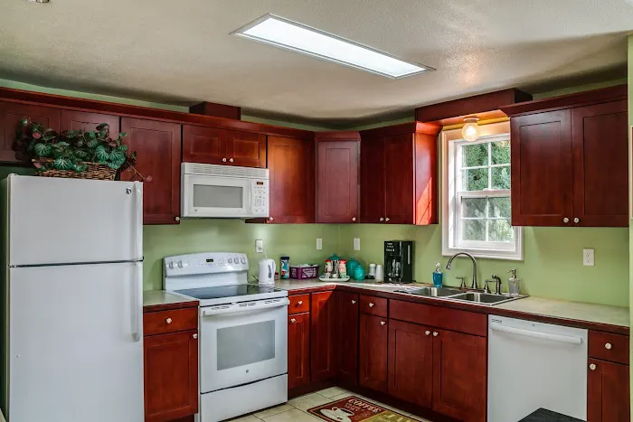 Country Manor Mobile Village Picture 3