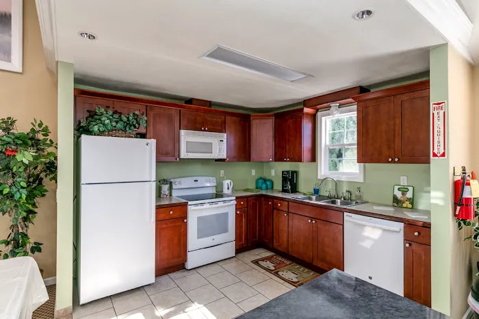 Country Manor Mobile Village Picture 8