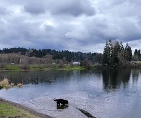 Oaks Mobile & RV Park