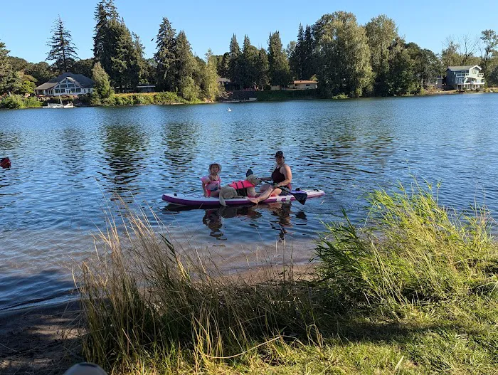 Oaks Mobile & RV Park Picture 6