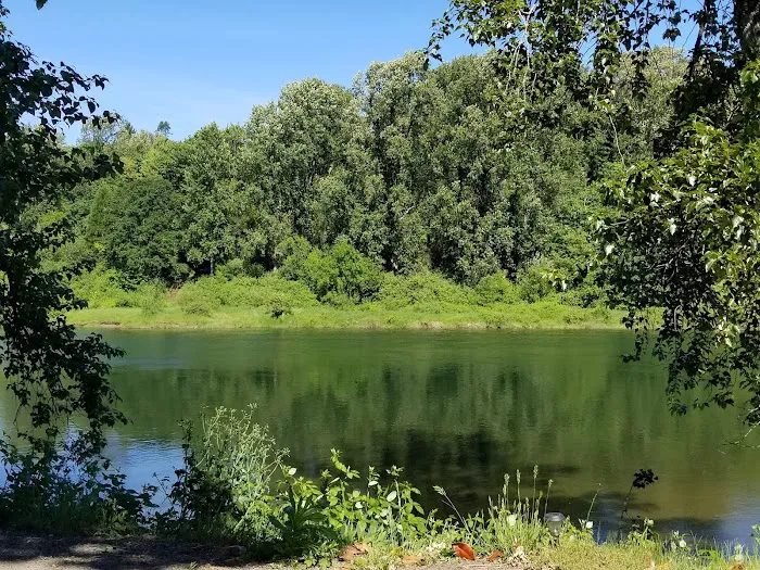 Woodland Shores RV Park Picture 1