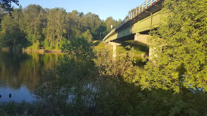 Woodland Shores RV Park Picture 3