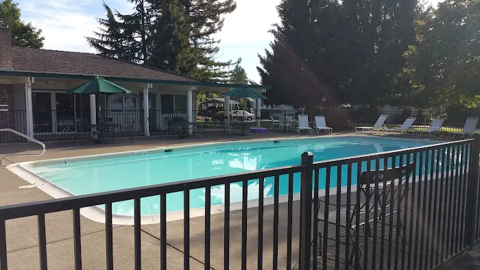 Shadowbrook Picture 9